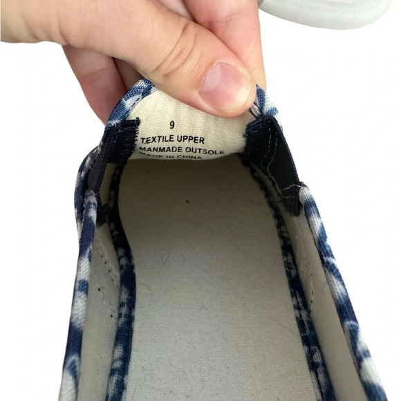 TALBOTS JADEN KNOT TIE-DYE PRINTED CANVAS PLATFORM SNEAKERS Size 9 - Picture 4 of 8